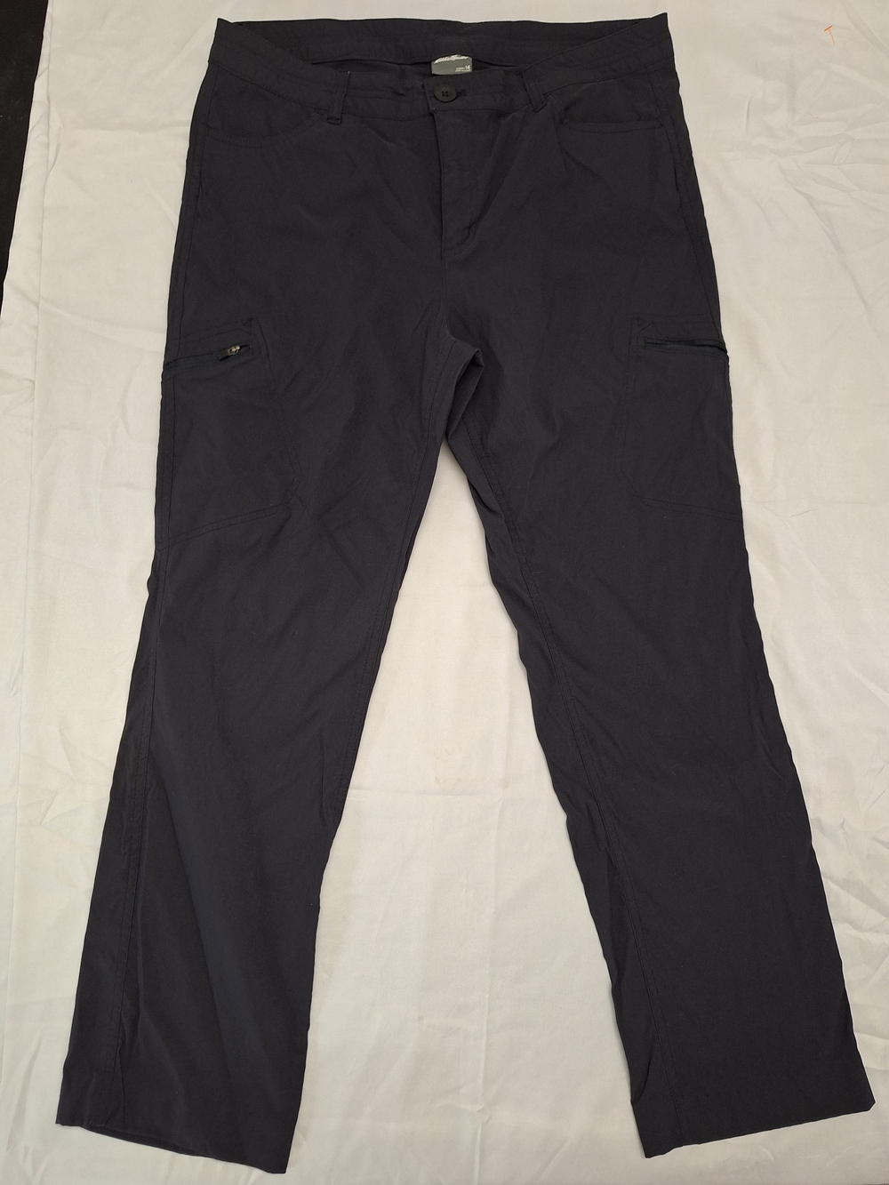 Eddie Bauer Women's Straight-Leg Outdoor Preformance Cargo Black Pants